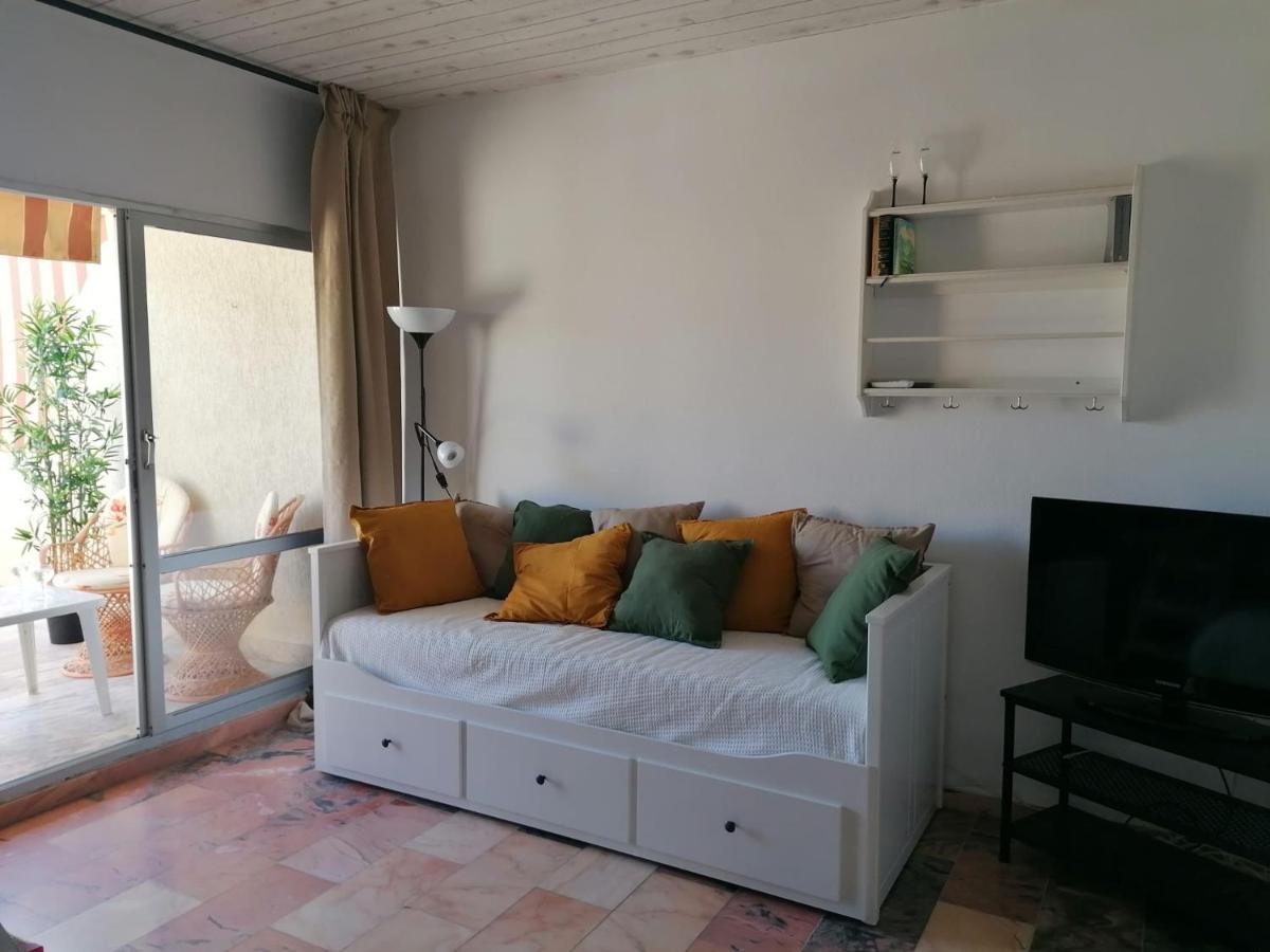 Estudio Terraza Vista Mar Parking Gratuito Piscinas Benalmádena Buitenkant foto