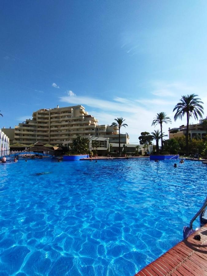 Estudio Terraza Vista Mar Parking Gratuito Piscinas Benalmádena Buitenkant foto