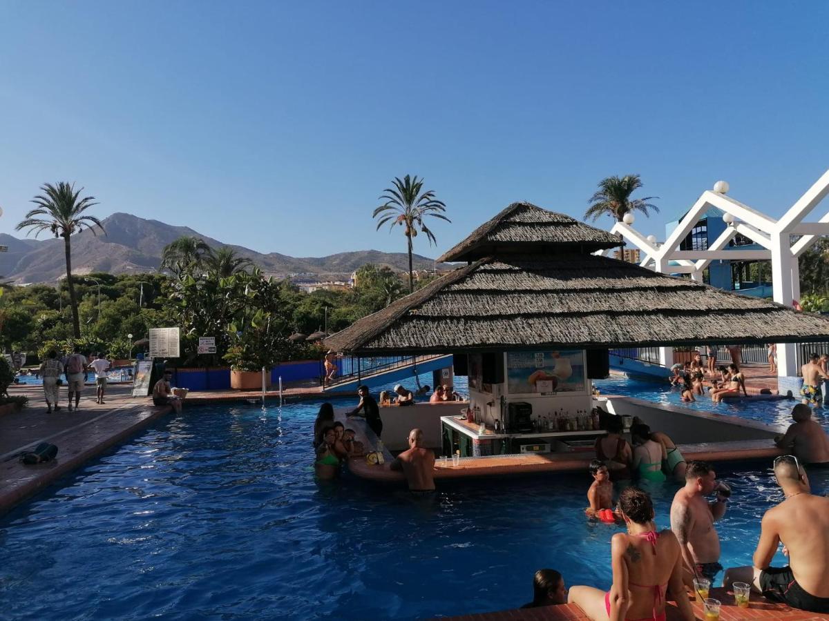 Estudio Terraza Vista Mar Parking Gratuito Piscinas Benalmádena Buitenkant foto