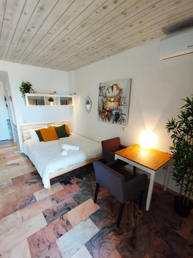 Estudio Terraza Vista Mar Parking Gratuito Piscinas Benalmádena Buitenkant foto