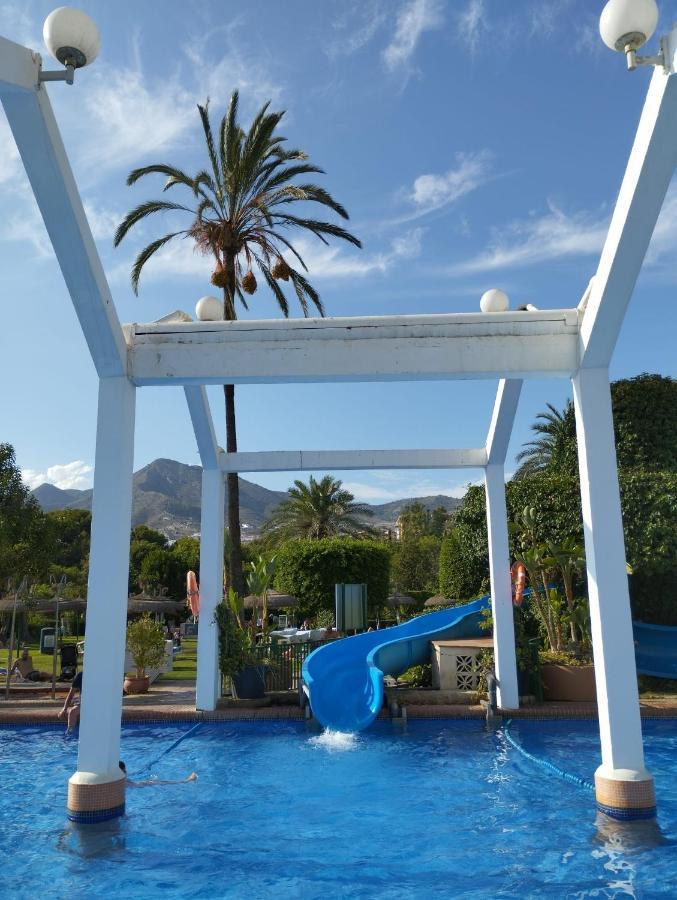 Estudio Terraza Vista Mar Parking Gratuito Piscinas Benalmádena Buitenkant foto