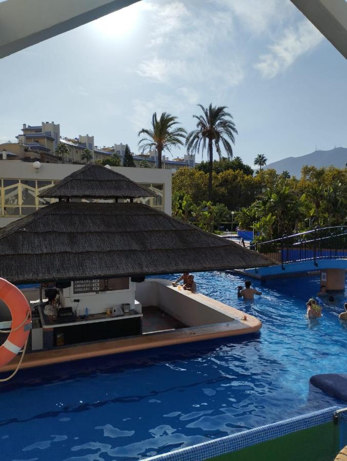 Estudio Terraza Vista Mar Parking Gratuito Piscinas Benalmádena Buitenkant foto