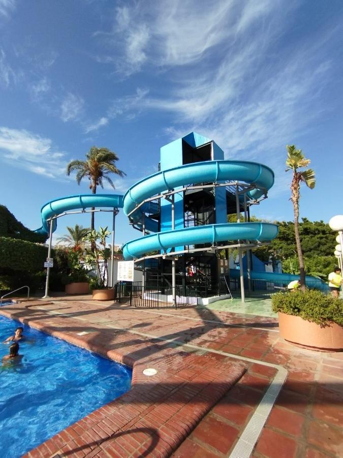 Estudio Terraza Vista Mar Parking Gratuito Piscinas Benalmádena Buitenkant foto